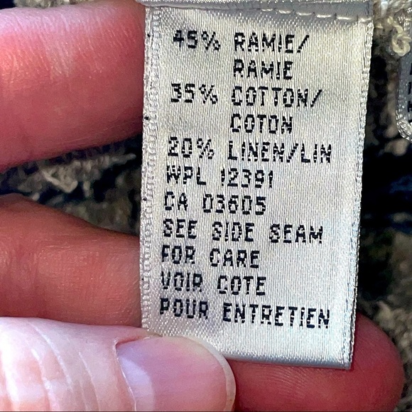 Portraits by Northern Isles Embroidered Cardigan - M (Fits Like L) - Picture 10 of 13